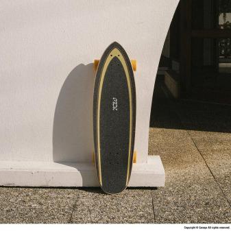 YOW SURFSKATE J-BAY 33 x 9.875 x 19 スケートボード(スケボー